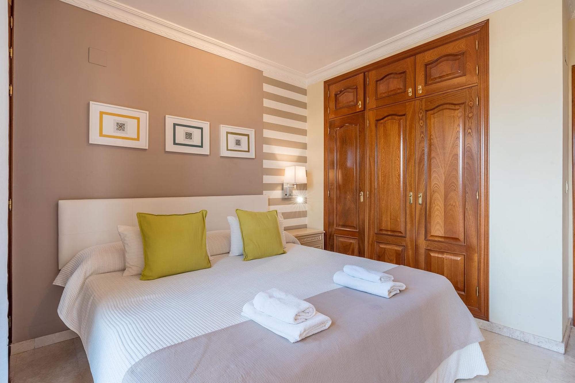 Apartamento Aravirma Гранада Екстер'єр фото